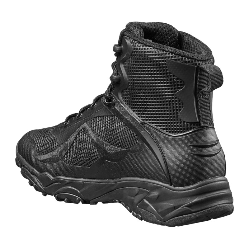 magnum boots police