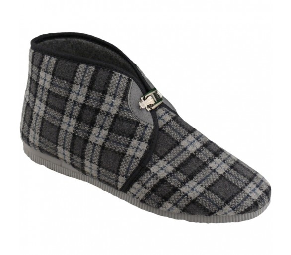 1013 Men's slippers with buckle